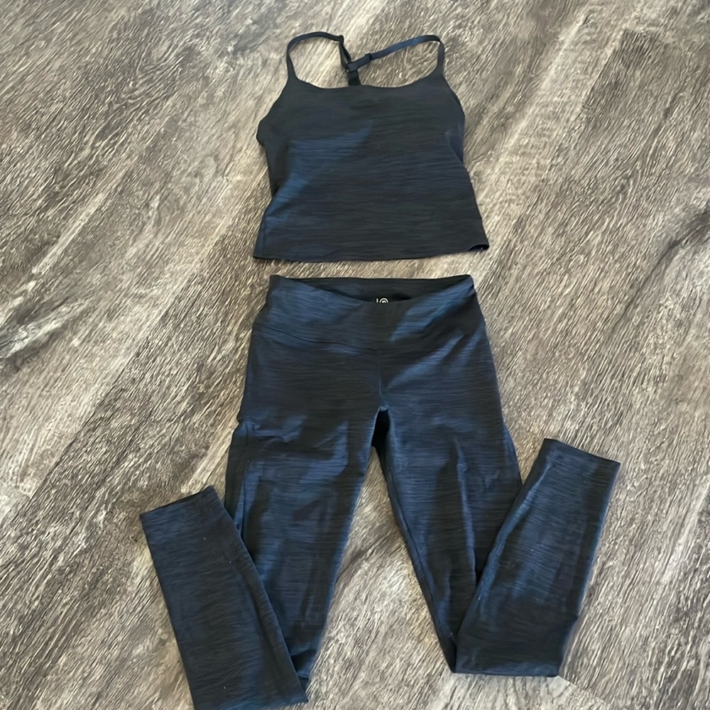 Outdoor voices workout set XS